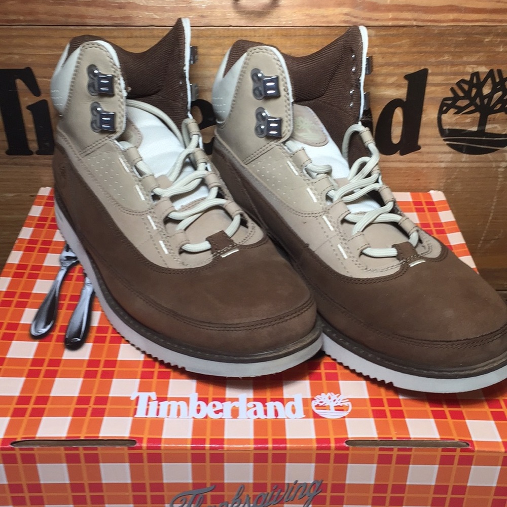 Timberland 43 North Mid Thanksgiving Dinner Boots